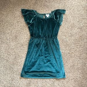 Old Navy velvet green dress. Girls size large